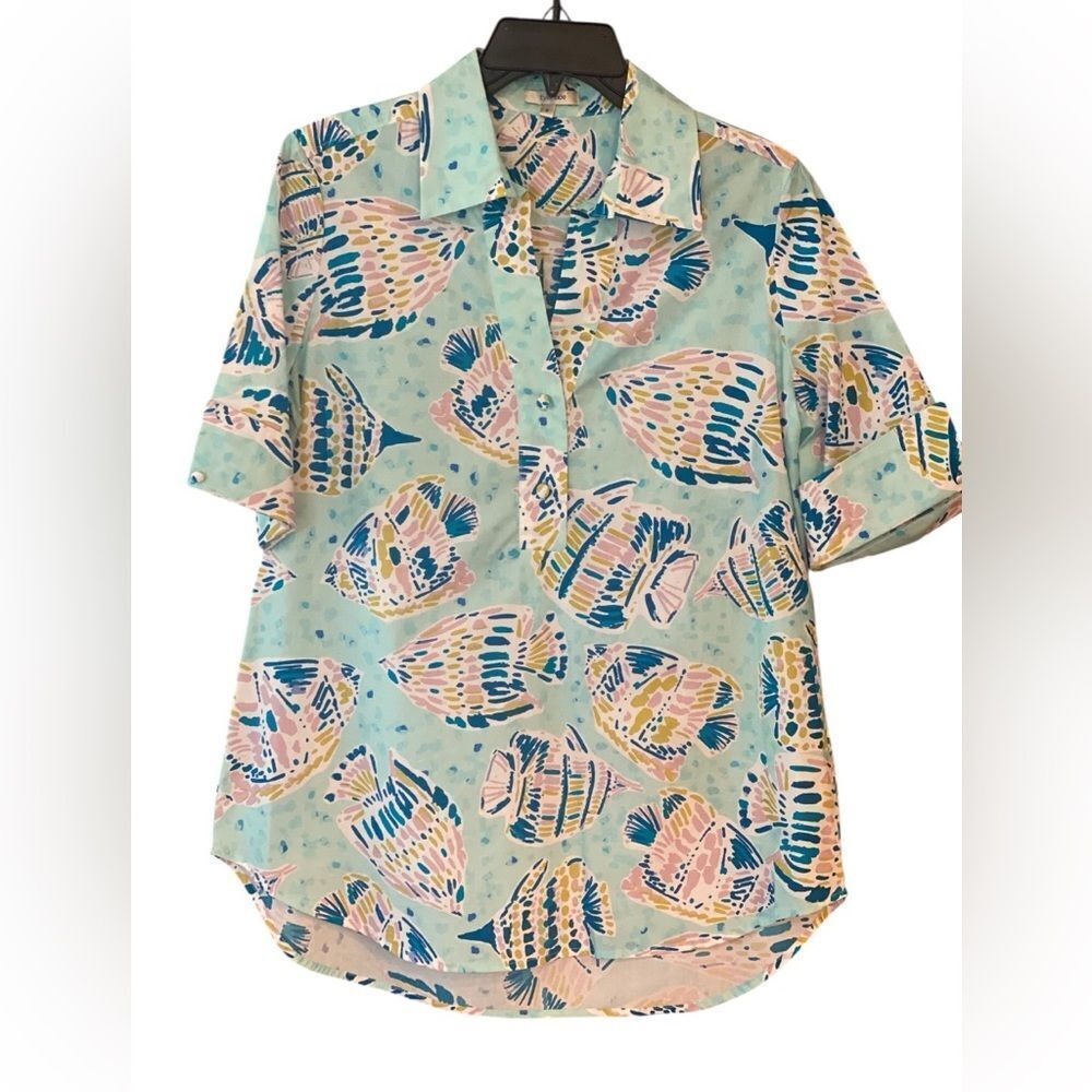 Tyler Böe Sz S Light Blue Tracey Fish Print Button Up Collar Crisp Cotton Shirt